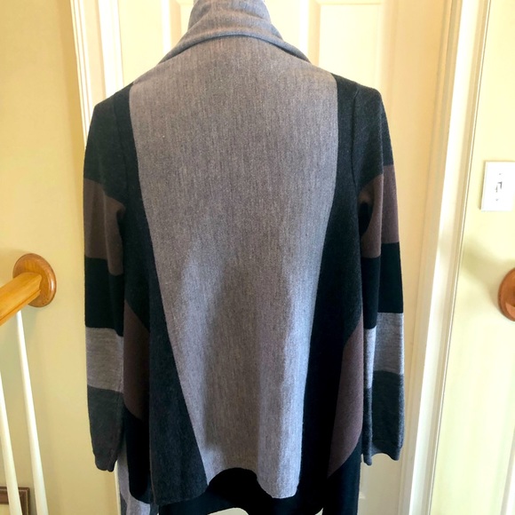 Carole Little 100% Italian Merino wool striped brown gray black shawl sweater - Picture 3 of 5
